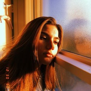 Meet your Posher, Scarlet